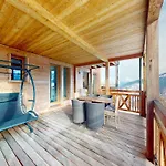 Lush In With Sauna *